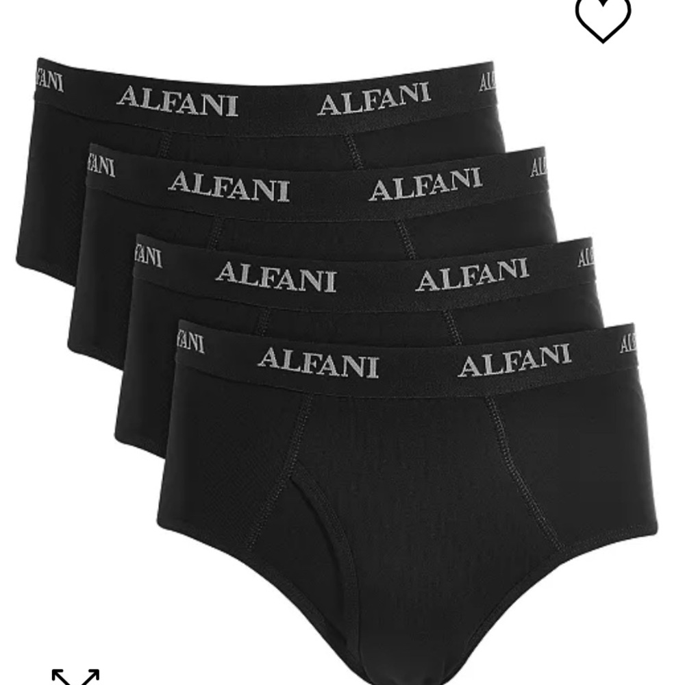 NEW ALFATECH BY ALFANI MENS BRIEFS. NEW IN BOX 5 PACK MOISTURE WICKING TAGLESS